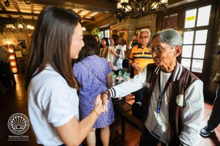 Senior citizens trained as community tour guides in Intramuros