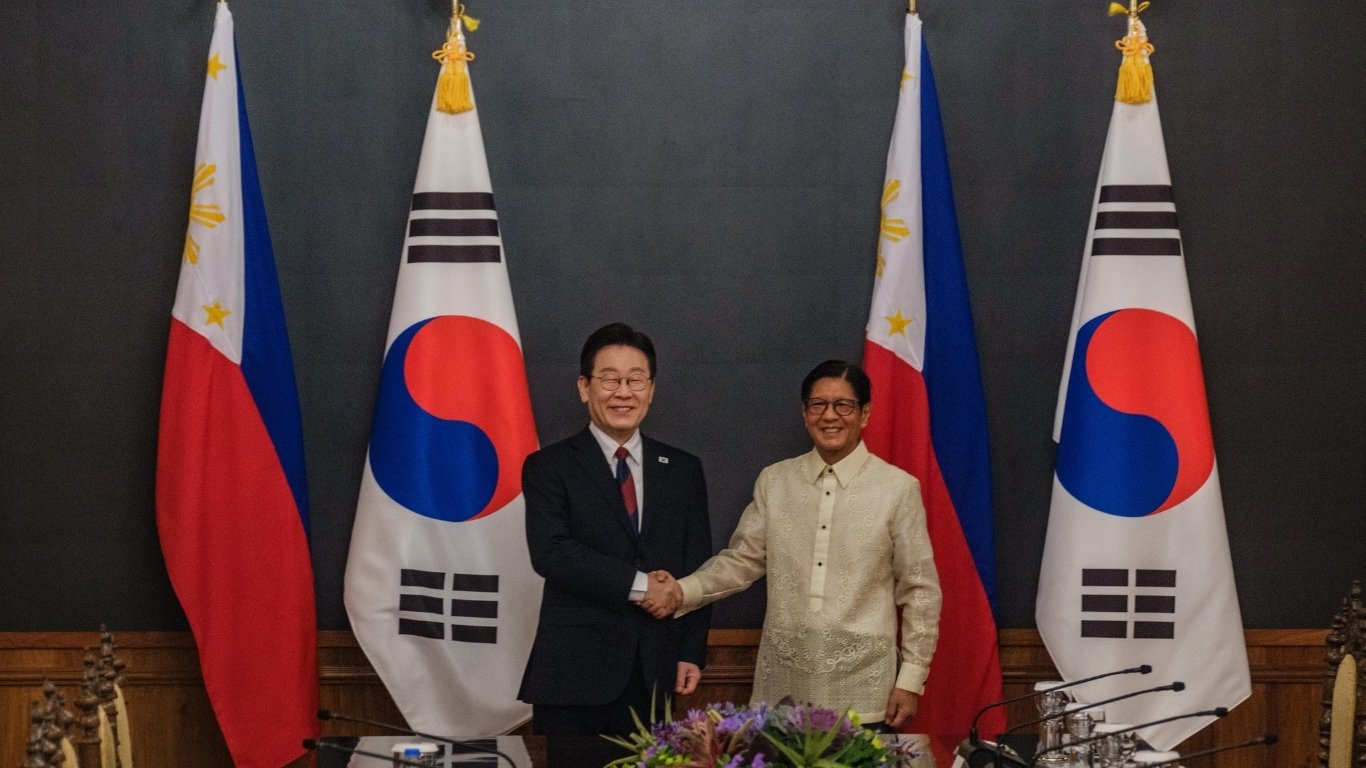 10 MOU pinirmahan nila Marcos, SoKor President Lee  