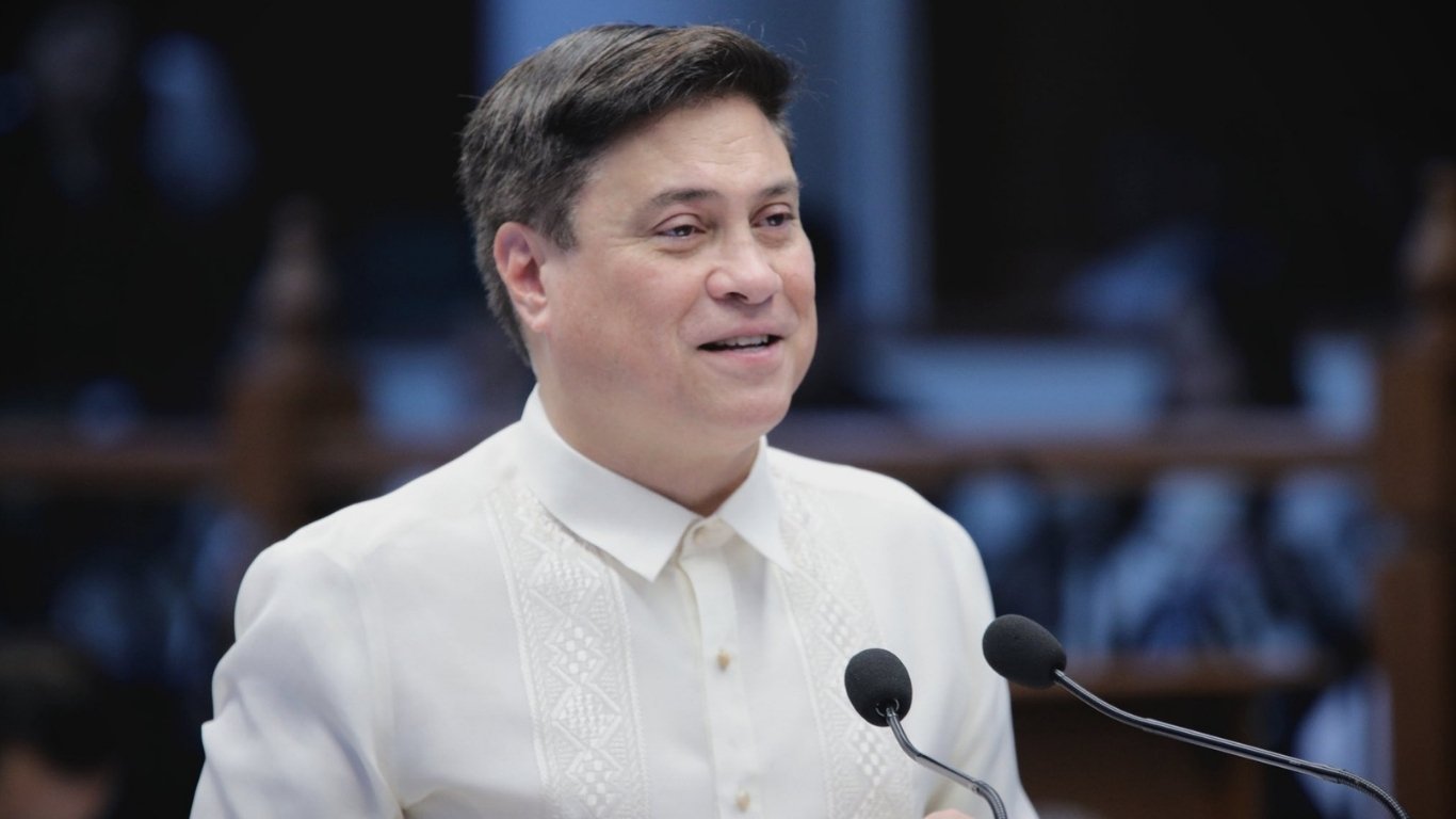 Senators back emergency power for BBM to cut taxes