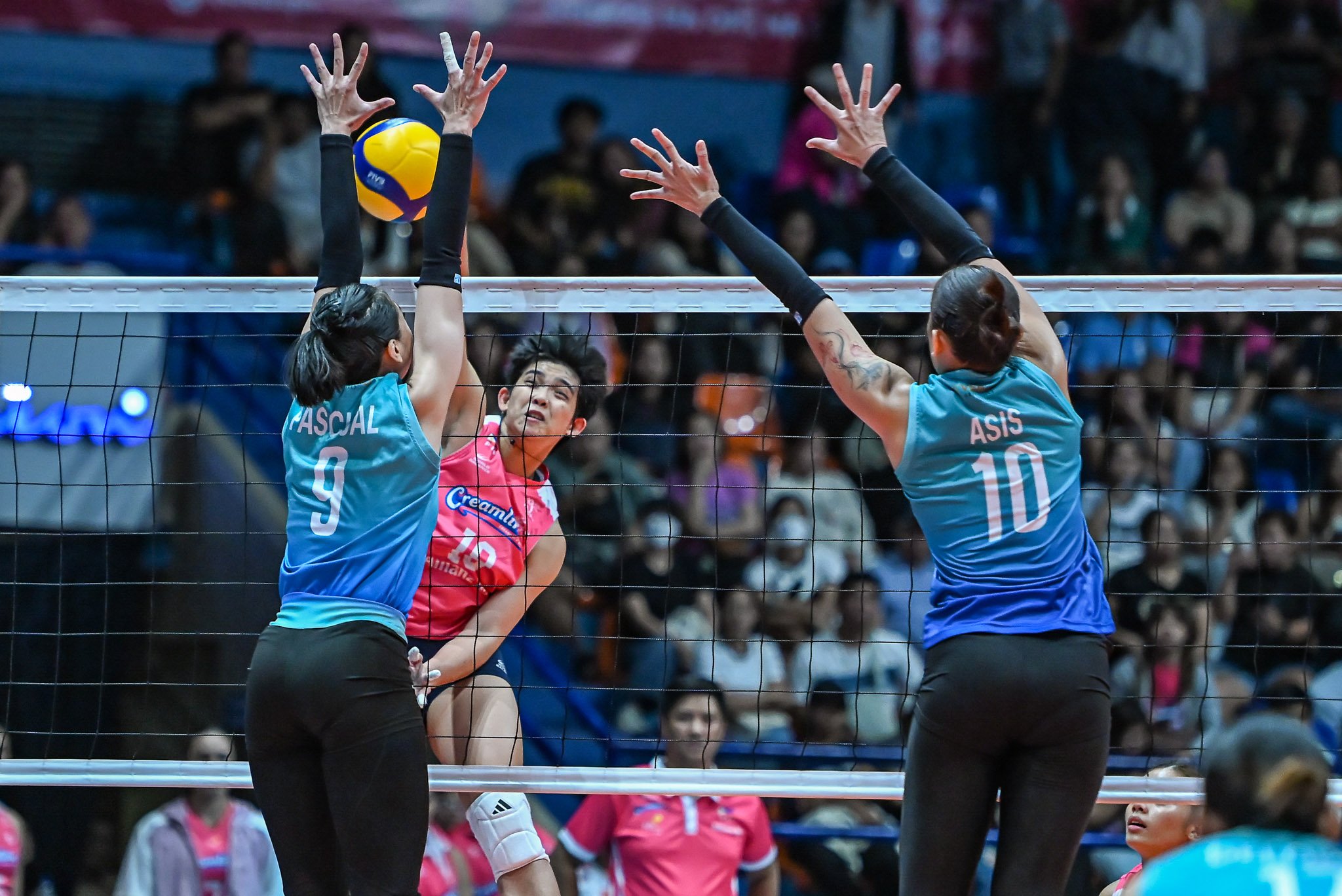 Carlos powers Creamline to fourth straight win