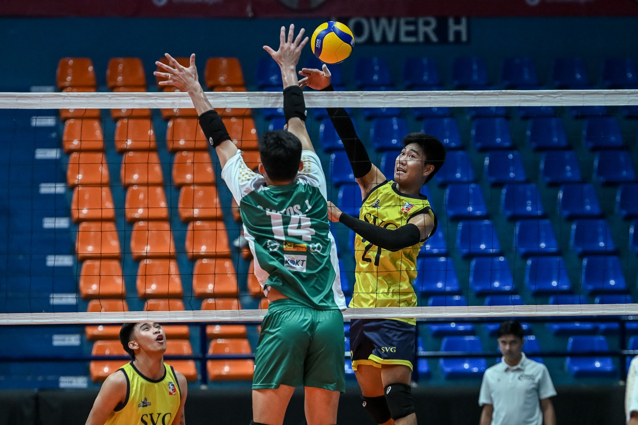 Spin Doctors dominate Griffins, gain share of lead