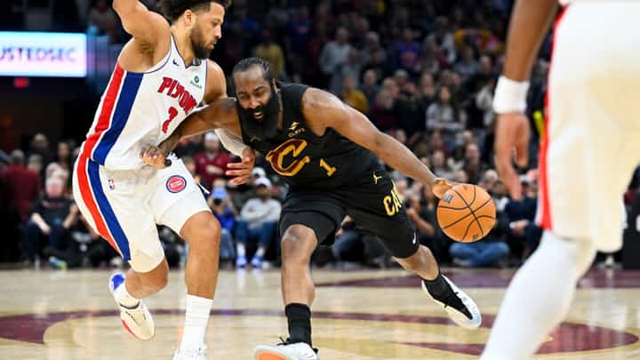 Depleted Cavs shock Pistons