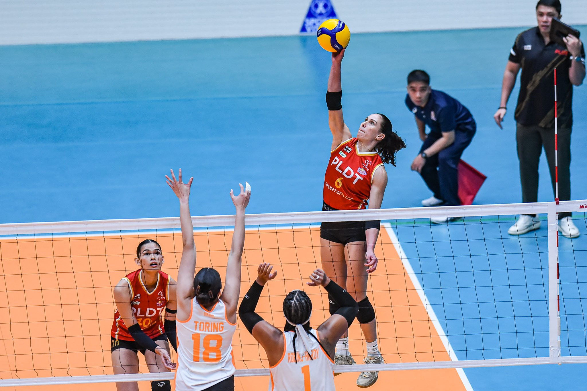 PLDT aims to regain top spot