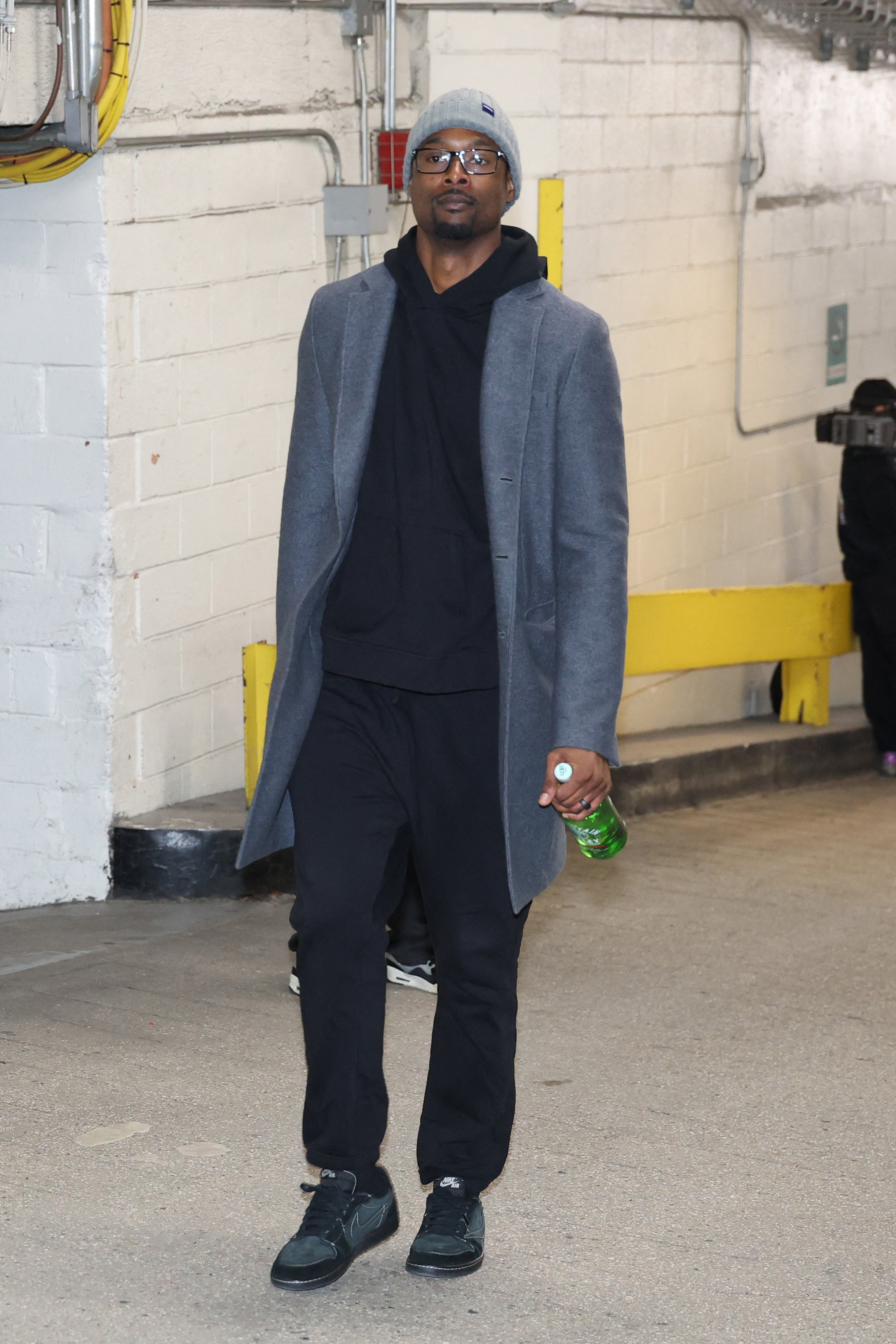 Harrison Barnes wakes up with sore ankle, ends 364-game streak