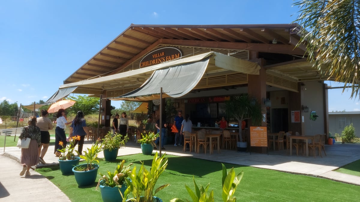 Villar Farm School: Sustainable farm and tourist park at the heart of two cities