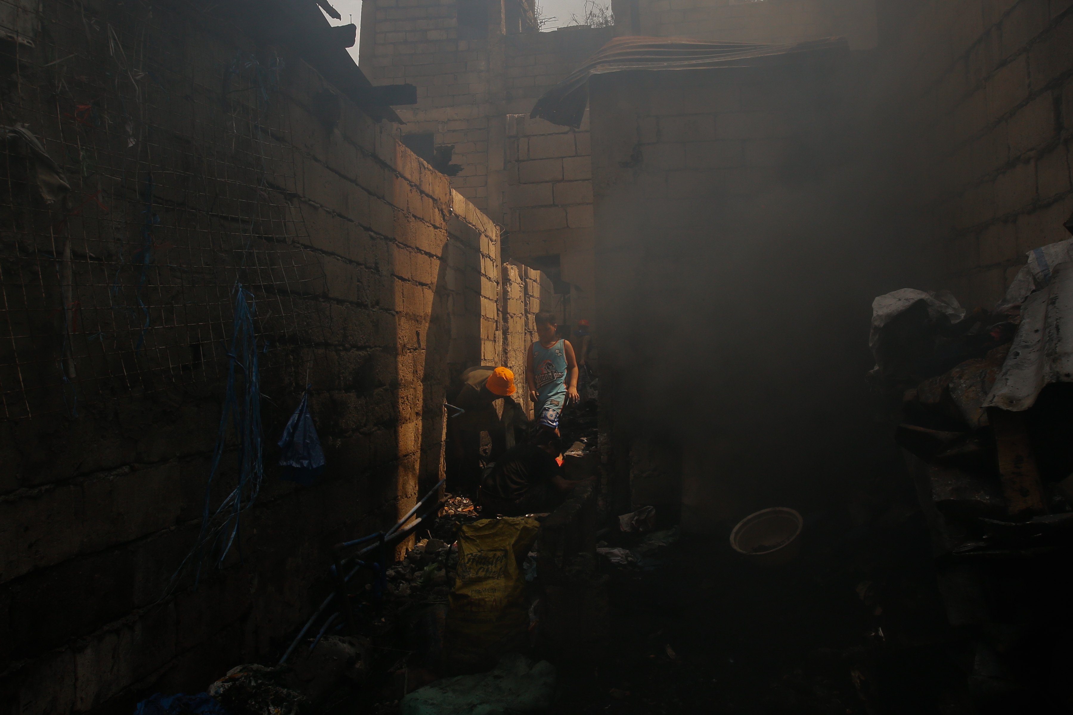 Fire aftermath in Parola, Tondo