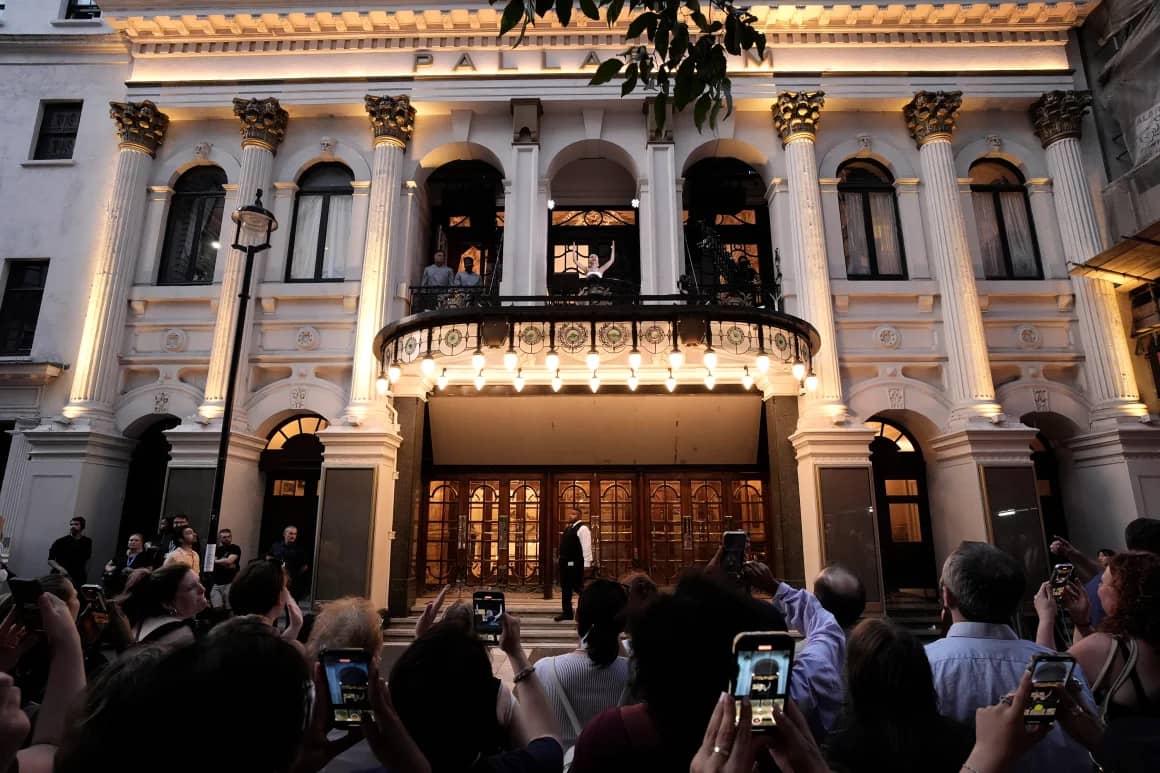 HUNDREDS of people gathered outside the theatre just to catch Zegler's performance of "Don't Cry For Me, Argentina."