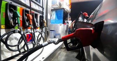 Fuel hike sparks motorist rush