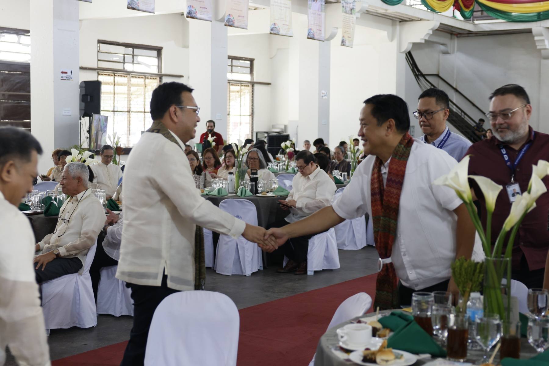  

DHSUD, UPLB highlight housing partnership in advancing SDGs