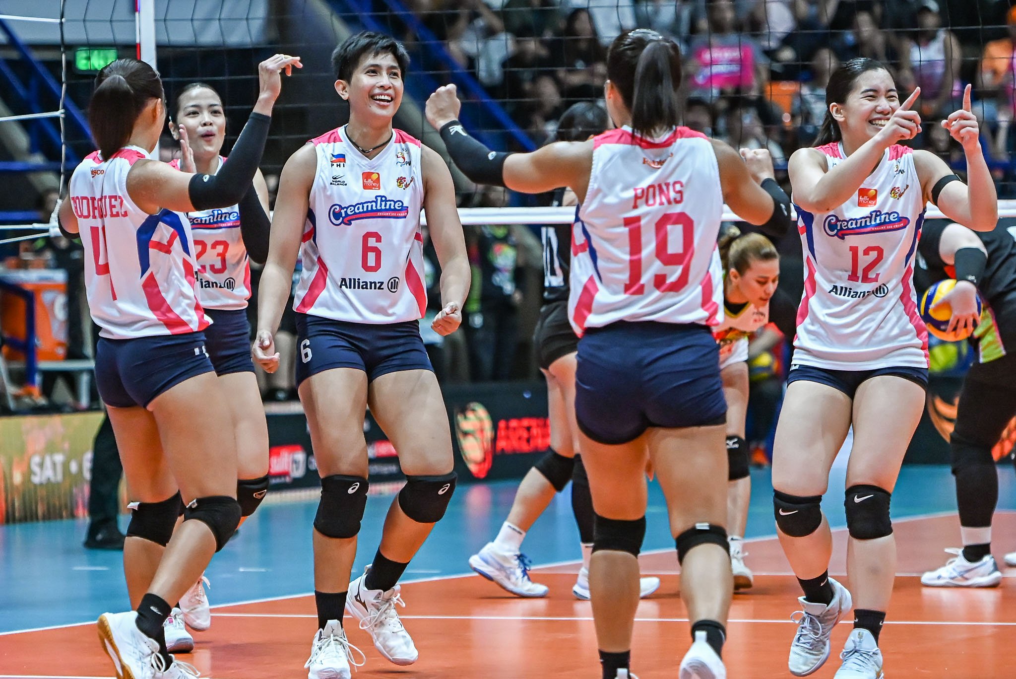 Cool Smashers post fifth straight win