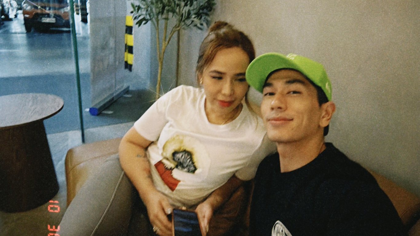 
'Nademonyo ako': Nikko Natividad, umamin sa sex scandal

