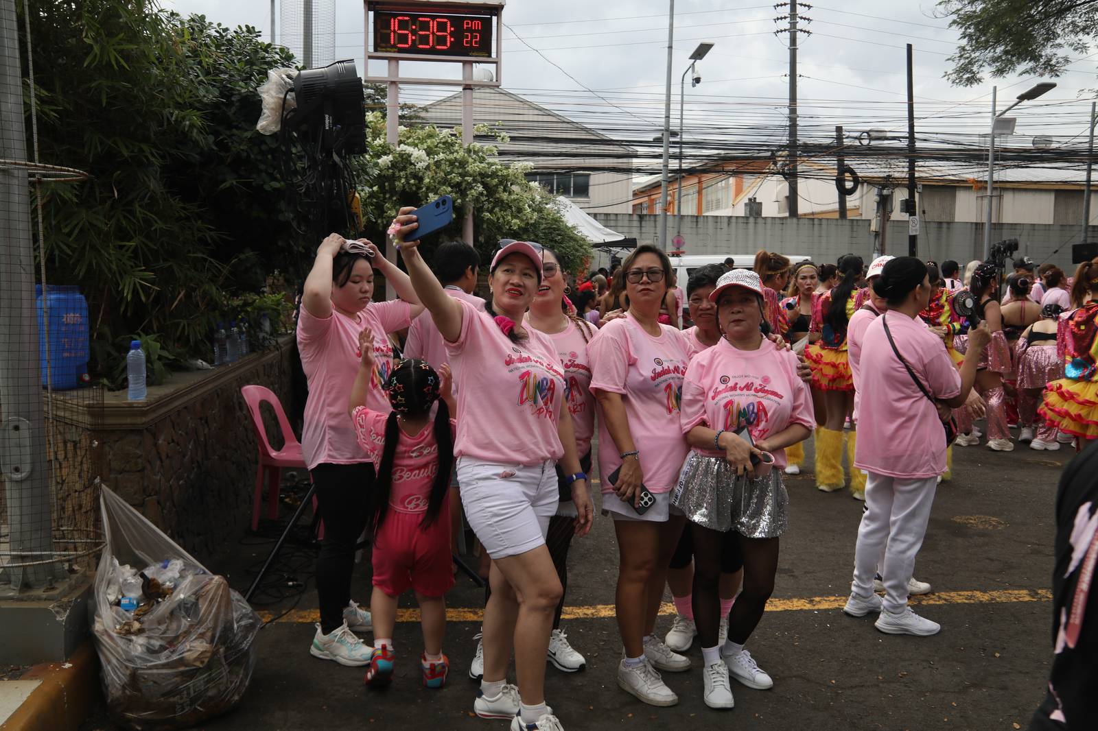 Hundreds of women from different backgrounds and age groups join a Zumba dance event called “Indak ni Juana” at Pasay City Hall on Sunday, as part of the city’s celebration of International Women’s Day. Led by Aimee Calixto-Rubiano, the event promotes the theme “We for Gender Equality and an Inclusive Society.”