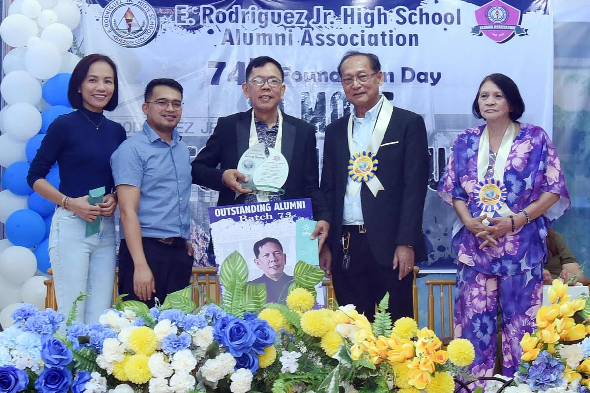 ERJHS honors 10 most outstanding alumni
