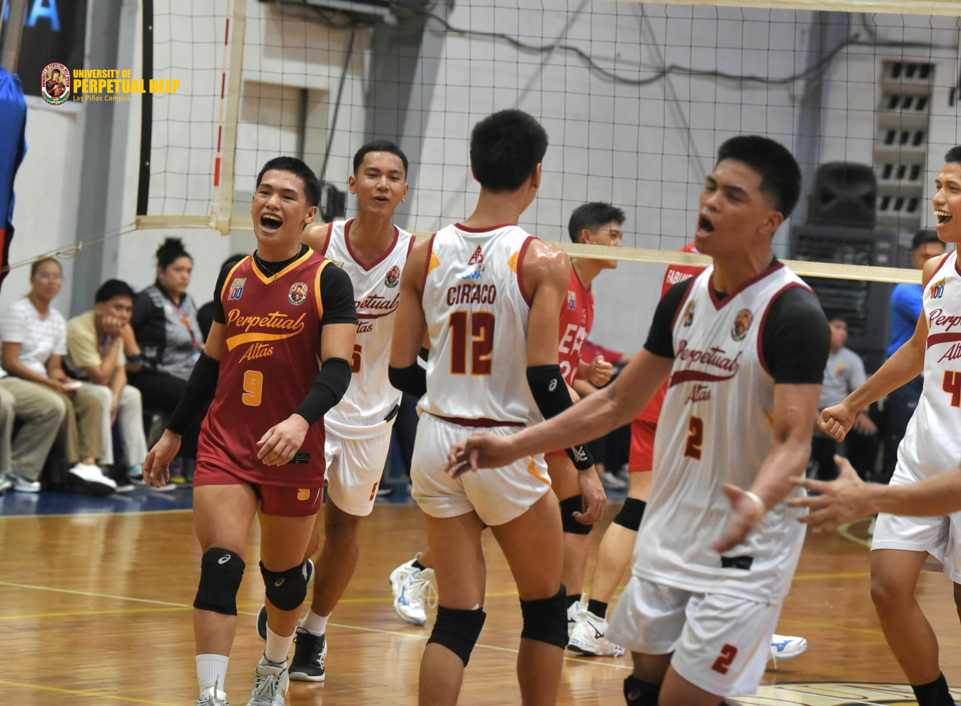 Junior Altas bag 10th victory
