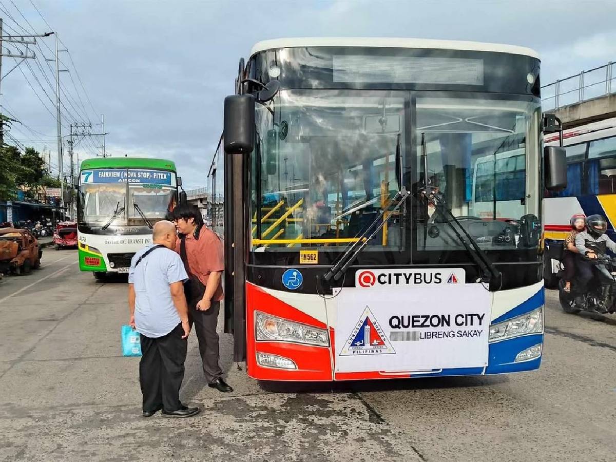 ONE of the buses in the QCity Libren Sakay Program in Quezon City.