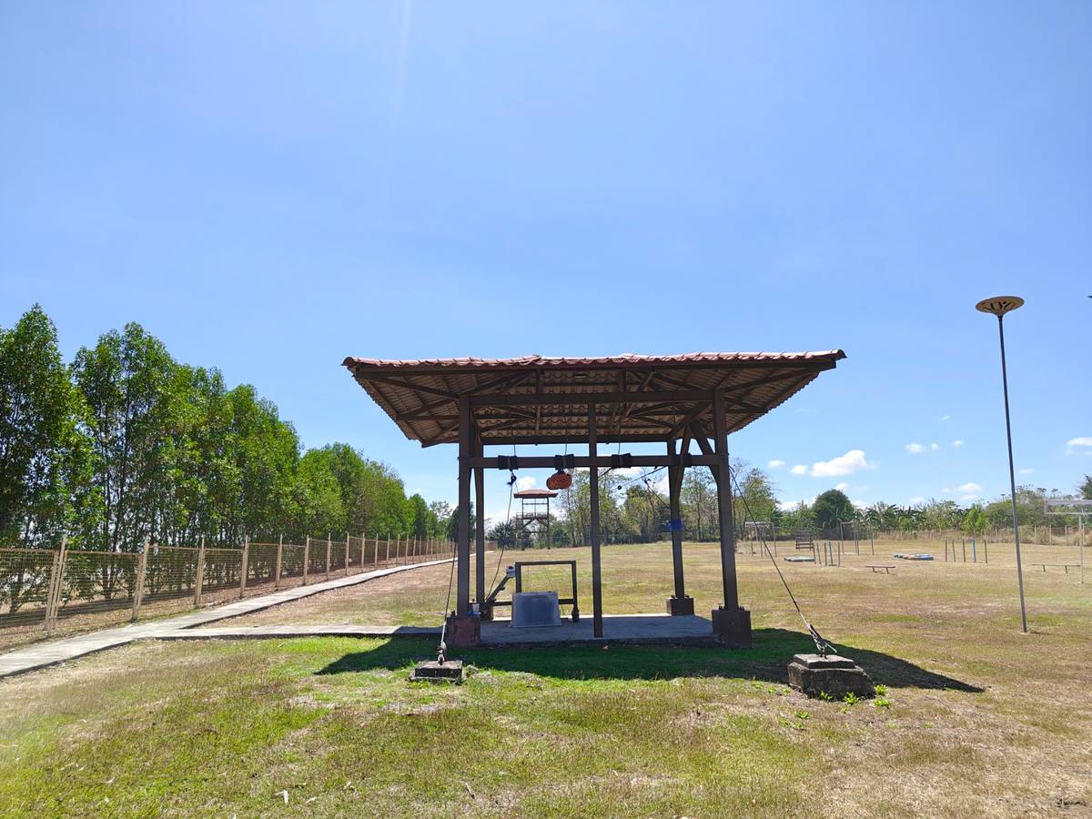 VISITORS can take in the view while riding the farm’s zipline.