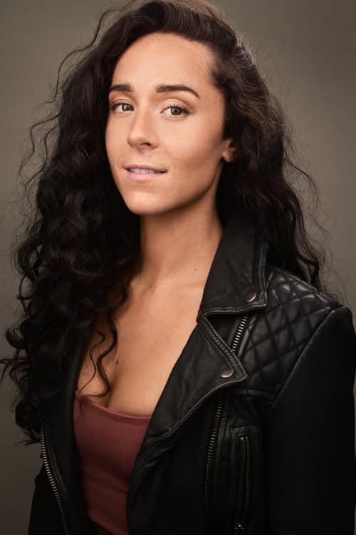 Lissa DeGuzman, a Filipino-American Broadway performer known for roles in 'Wicked' and 'Aladdin', plays Cassie in 'A Chorus Line'.