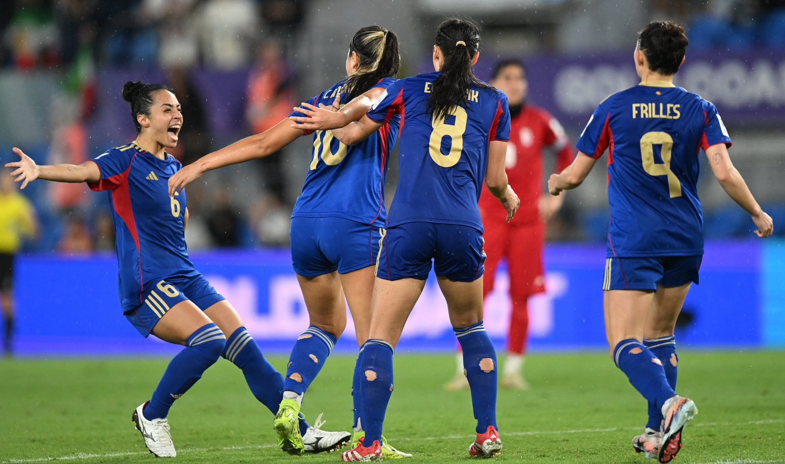 Filipinas reach Asian Cup QF

