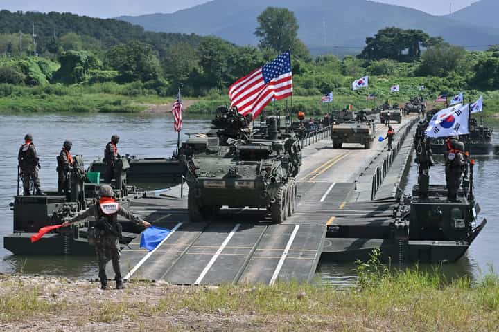 South Korea eyes joint military drills with U.S., Japan