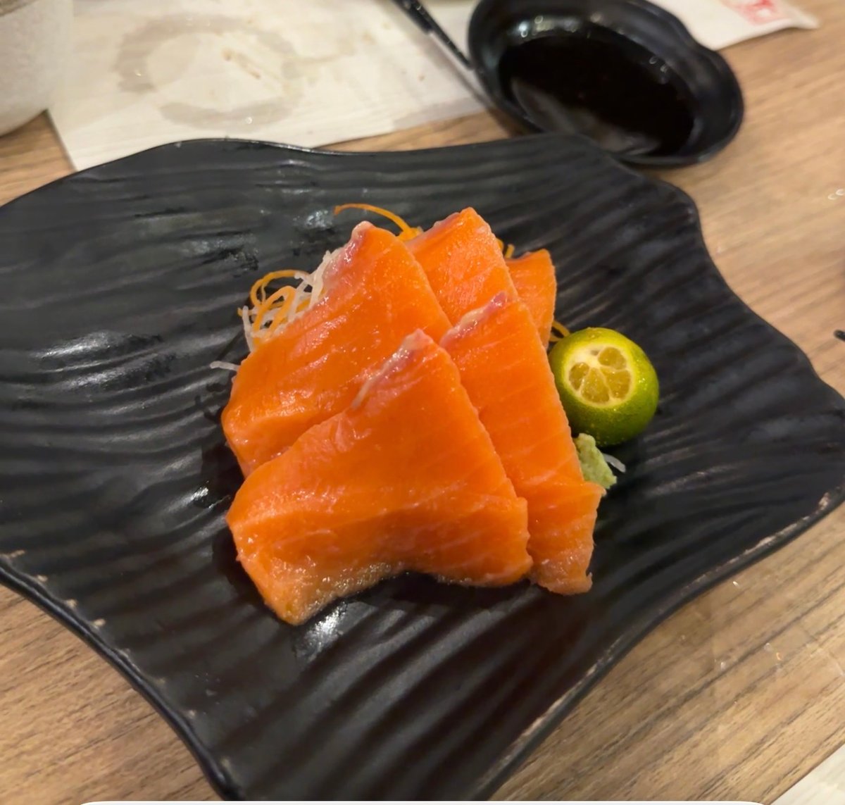 SMOKED Salmon Sashimi is one of the featured dishes in Watami’s new Smoked Series.