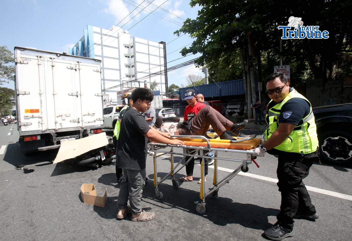 (March 11 2026) Quezon City Medics responded and rescued the accident involving a motorcycle and a closed van along Commonwealth Avenue in Quezon on Wednesday March 11 2026. Photo/Analy Labor