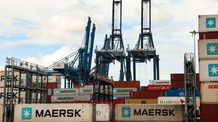 Cosco suspends operations at Panama Canal port