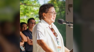 Former Antique governor, 8 officials face graft charges