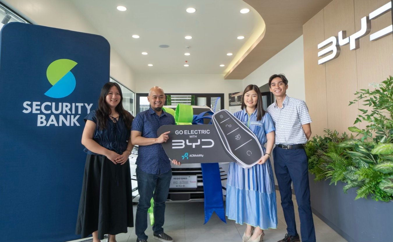 Security Bank client drives home brand new car in bonus draw