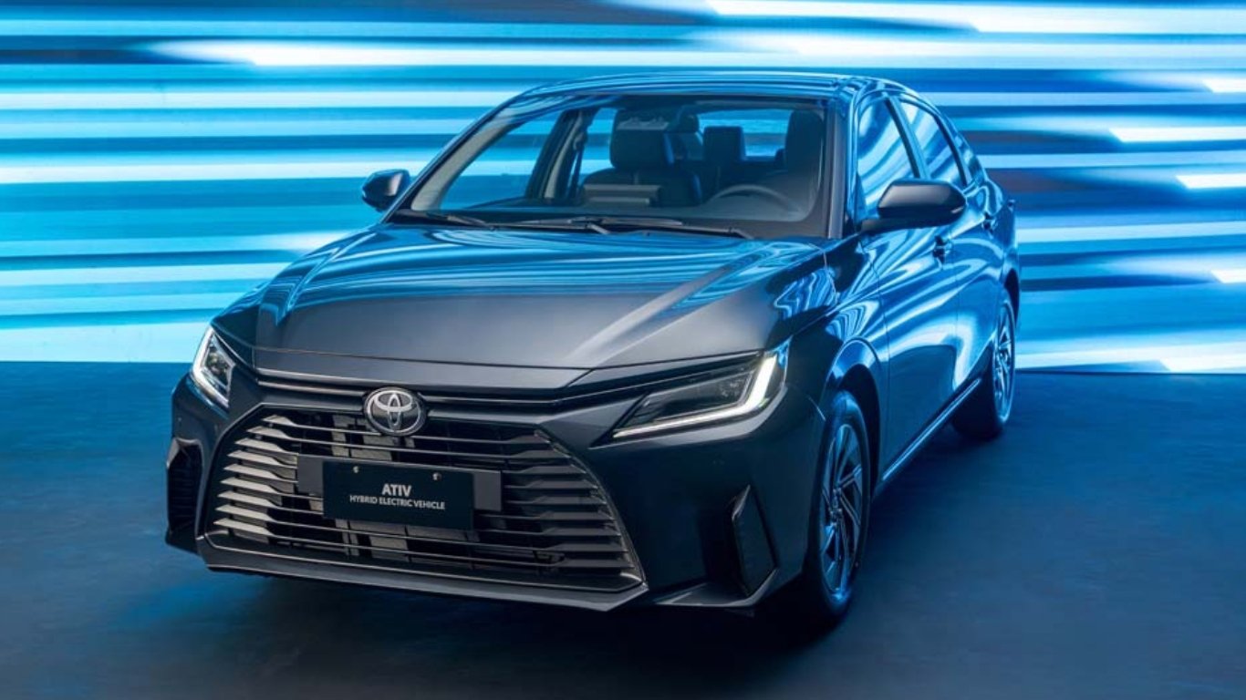 Toyota rolls out race season offers