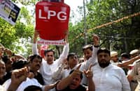 INDIA’S Opposition Congress party workers stage a protest against the price hike and shortage of liquid petroleum gas in New Delhi on 13 March 2026. India ordered tighter controls over natural and cooking gas on 10 March following import disruptions caused by the Middle East war, with restaurants warning it could spark widespread closures.