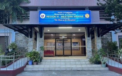 DepEd 6 bans mandatory graduation fees for school year 2025–2026