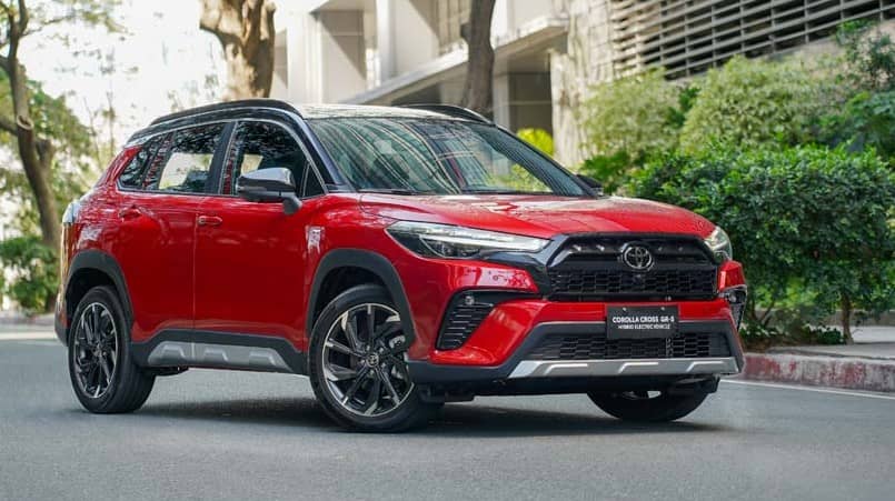 GR-S Toyota Corolla Cross hybrid joins the lineup with financing options and straight cash savings.