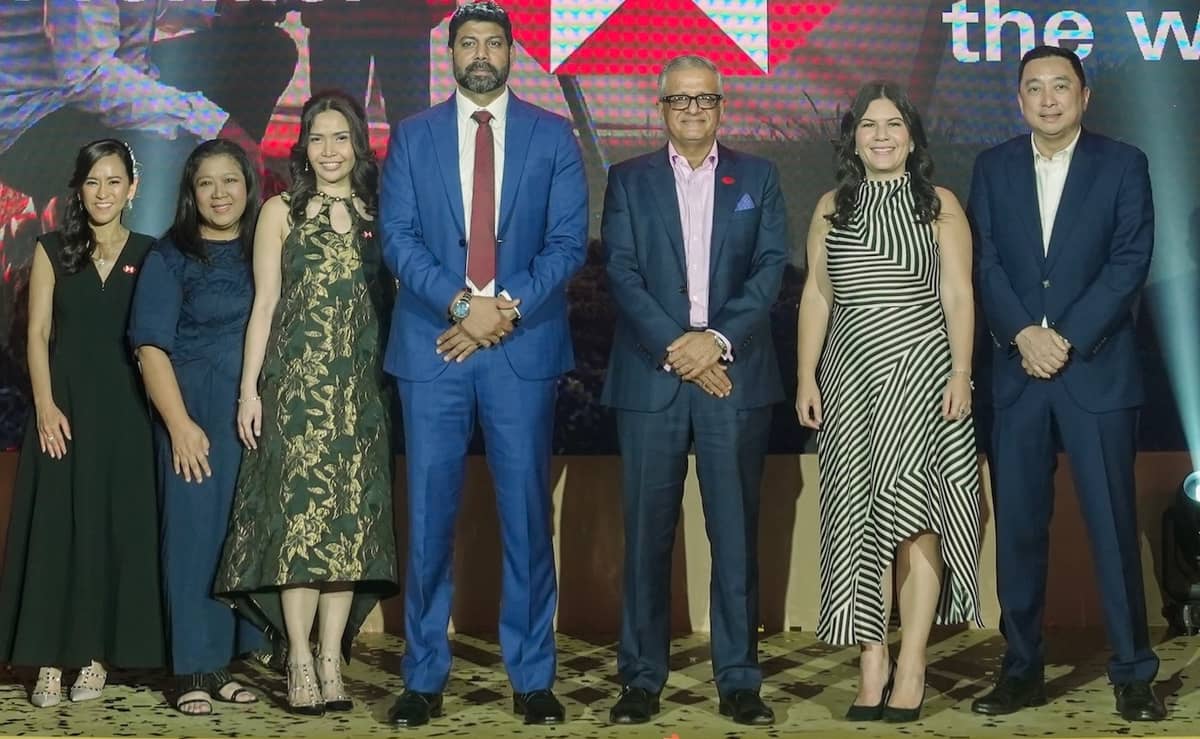 Avigeil Tan, Anya Katigbak-Cajucom, Ela Reyes, Pramoth Rajendran, Sandeep Uppal, Claudia Santander and Jonathan Cua.