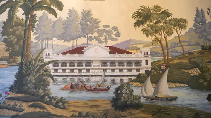 ‘Latina Manila’ in Azure finish view of Malacañang Palace from the Pasig River.
