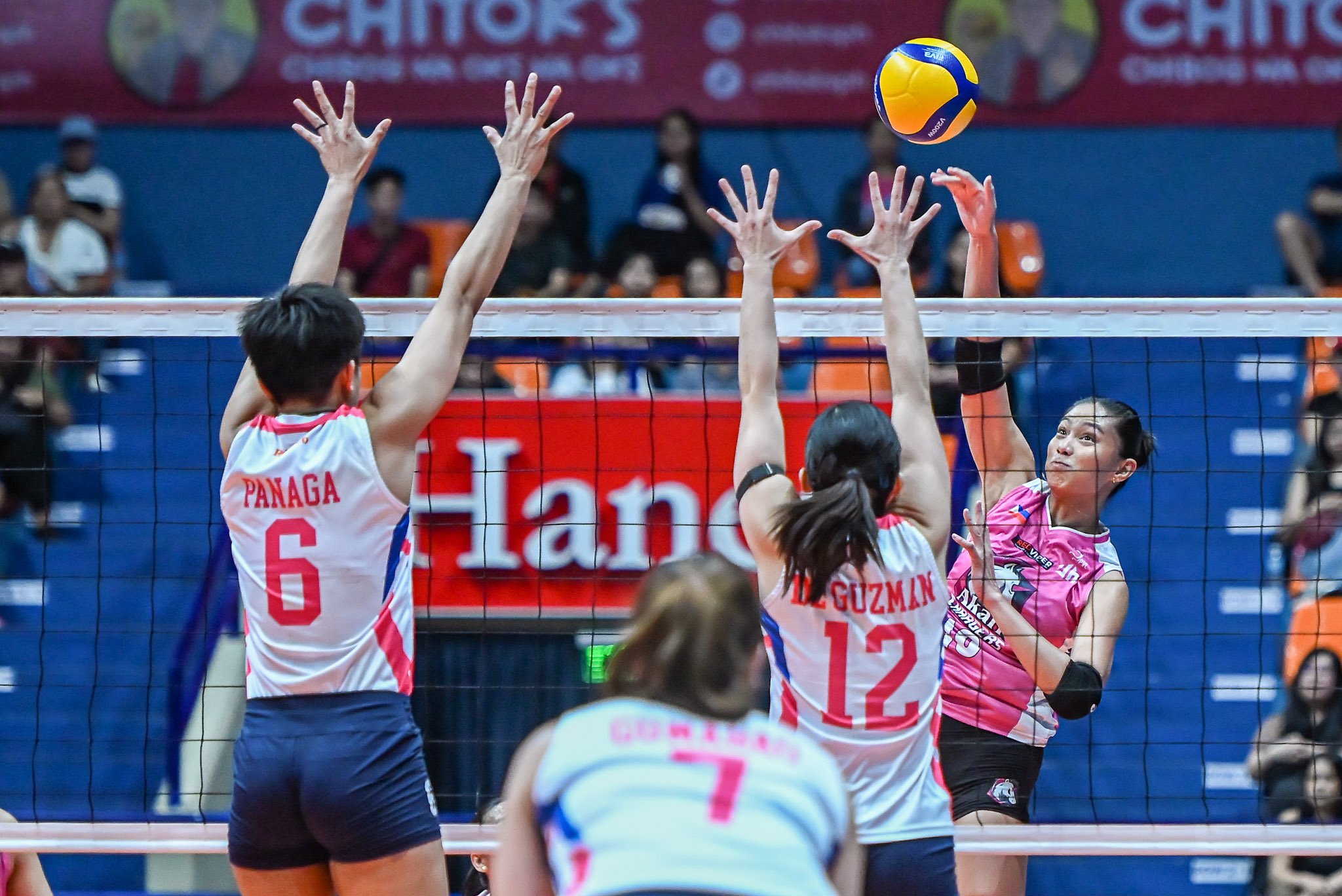 Lacsina lights up Akari