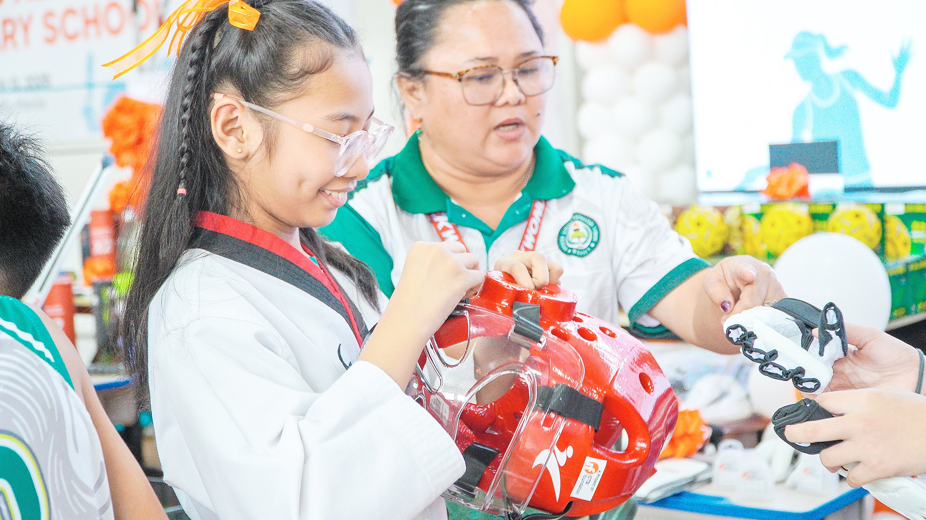 ICTSI Foundation powers Manila school’s athletes, musicians