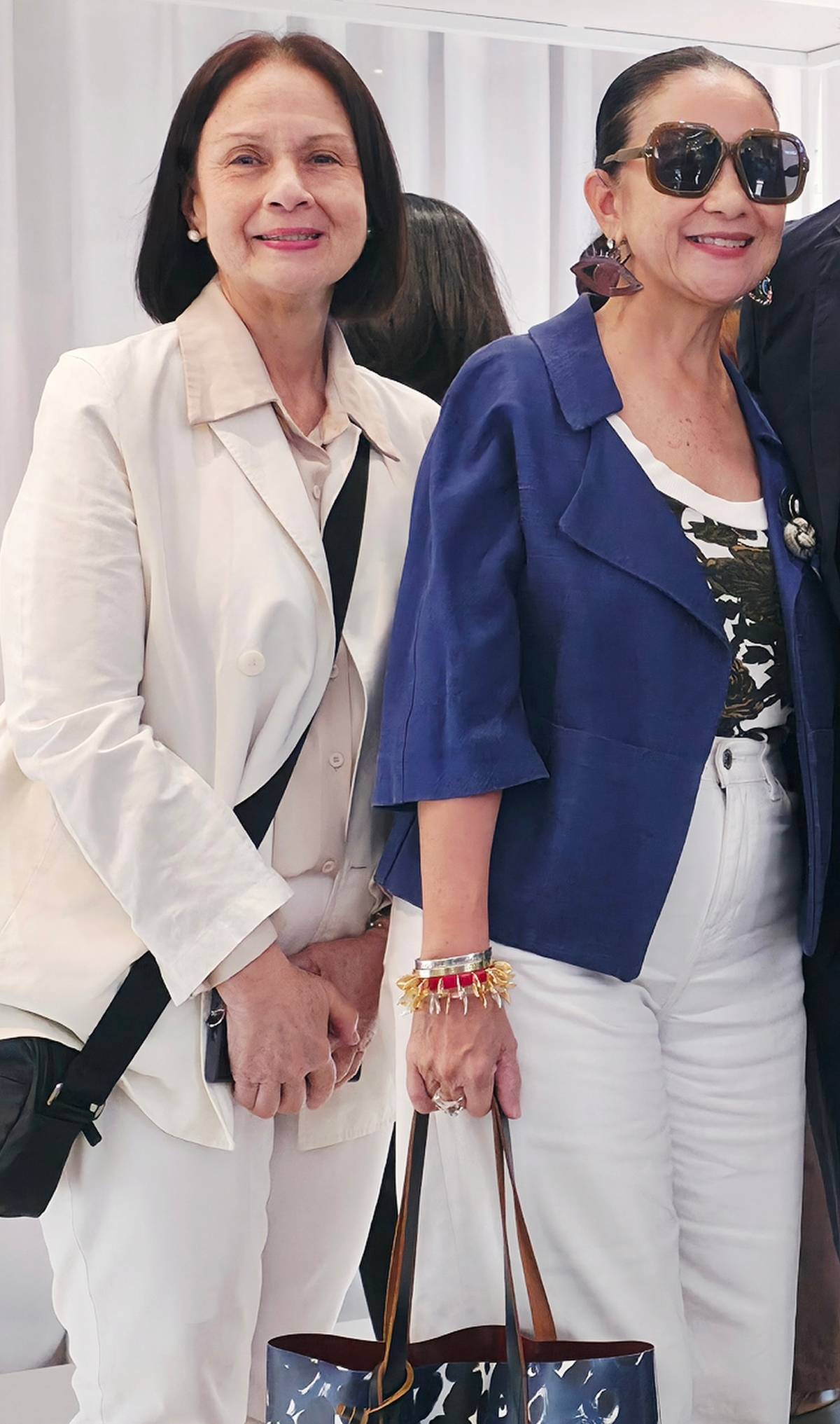 ROSLU von Kauffman and Mia Borromeo.