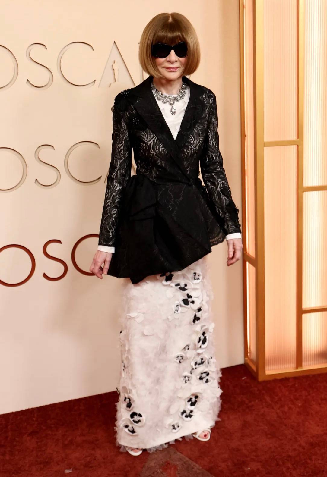 ANNA Wintour in custom Dior
