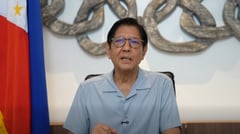 Marcos urges barangay scholars to value education
