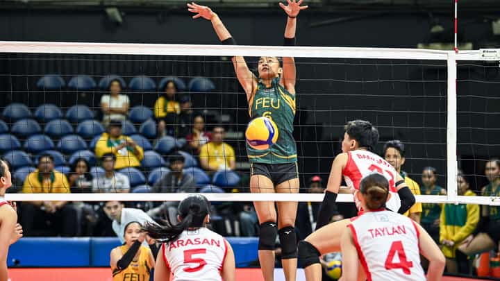 LOVELY Lopez of FEU delivers a defensive gem as she single-handedly blocks a UE attack during their 25-11, 25-15, 25-22 victory in Season 88 UAAP women’s volleyball tournament on Thursday.