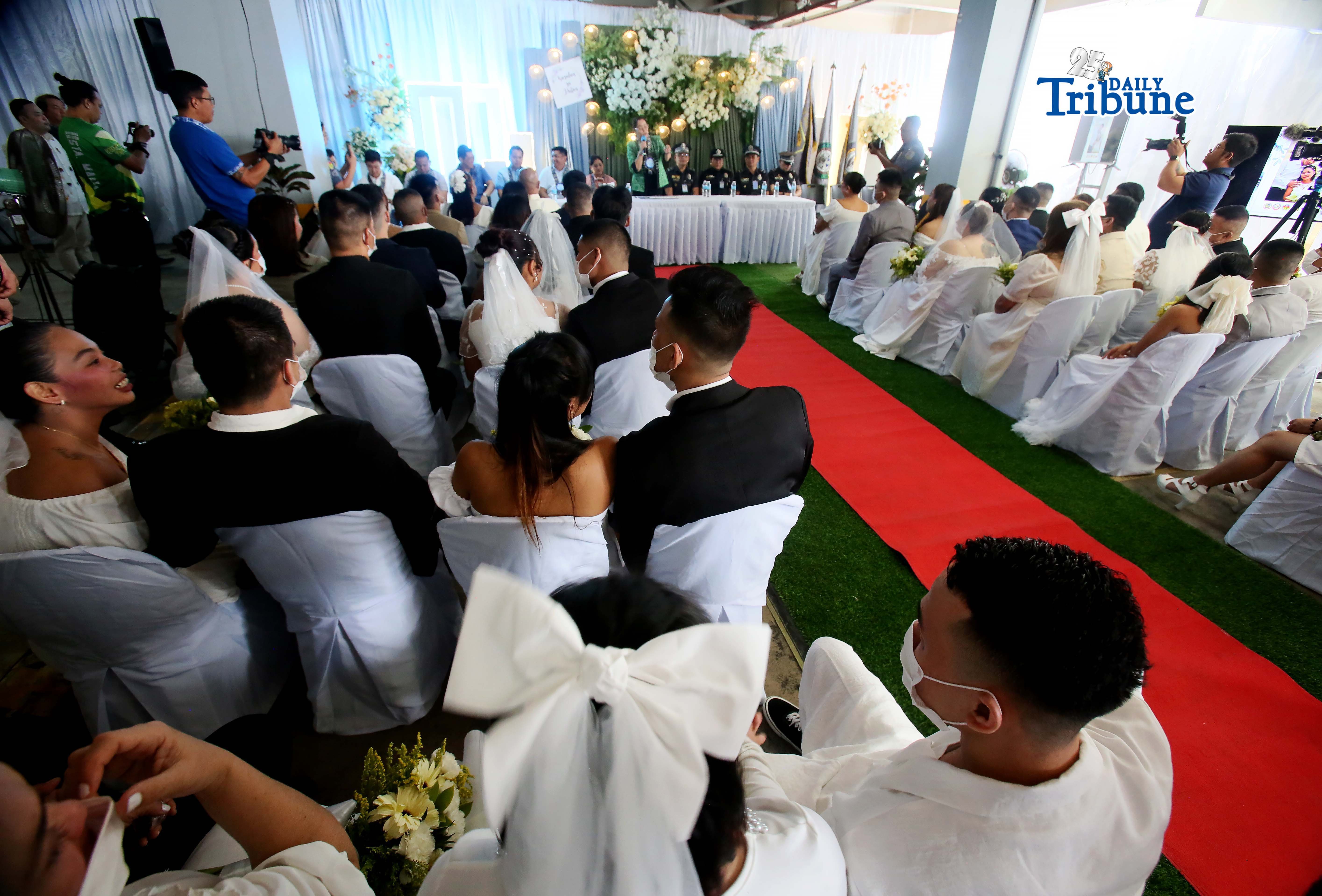 (March 19 2026) About 26 couples with PDL partners tie the knot during the annual “Kasalan sa Piitan”,  Mandaluyong Mayor Menchie Abalos  presided over the ceremony along with Bureau of Jail Management and Penology BJMP officers, and other City officials, held at the Mandaluyong City Jail on Thursday, March 19, 2026, it is also the St. Joseph’s Day celebration,  honors Joseph as the foster-father of Jesus, husband of Mary, and patron saint of workers and families. Photo/Analy Labor