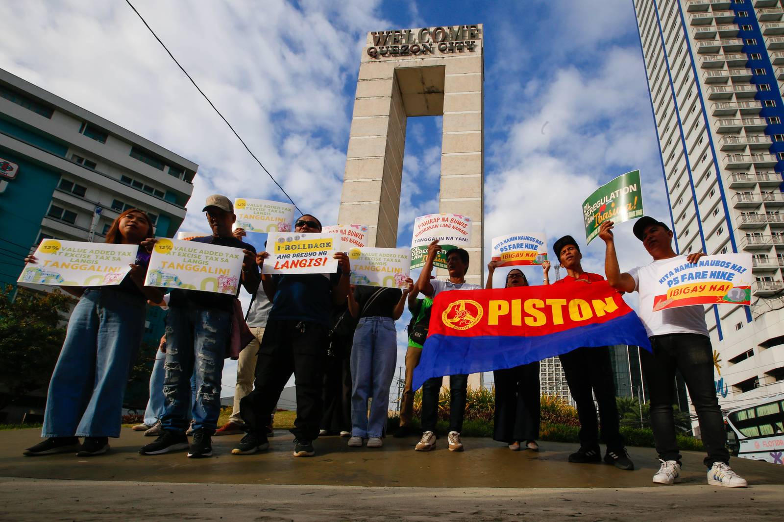 Transport group Piston and allies launch a nationwide strike at Welcome Rotonda in Quezon City on Thursday, 19 March 2026. Protesters are demanding a fuel price rollback and the abolition of VAT and excise tax on petroleum products. Similar protest actions are being held across the National Capital Region and other provinces.