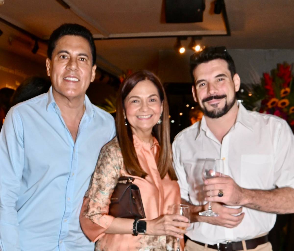 RONNIE, Gina and Daniel Mohnani.