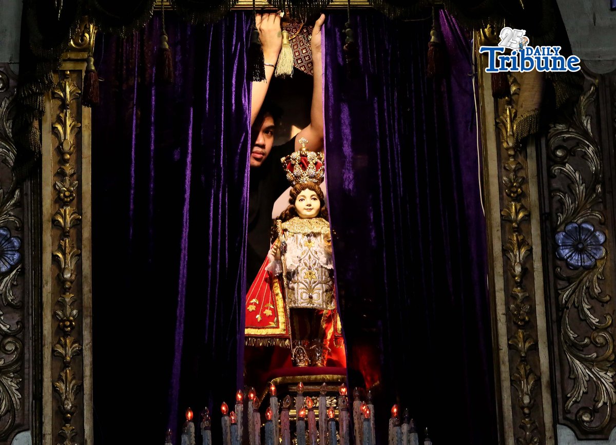 Personnel at Sto. Niño Parish Shrine in Brgy. Bago Bantay cover statues and sacred images in purple cloth, symbolizing both the sorrow of sin and the royal dignity of Christ. The veiling reflects Christ’s hiding during his Passion and prepares the faithful for the joy of Easter.