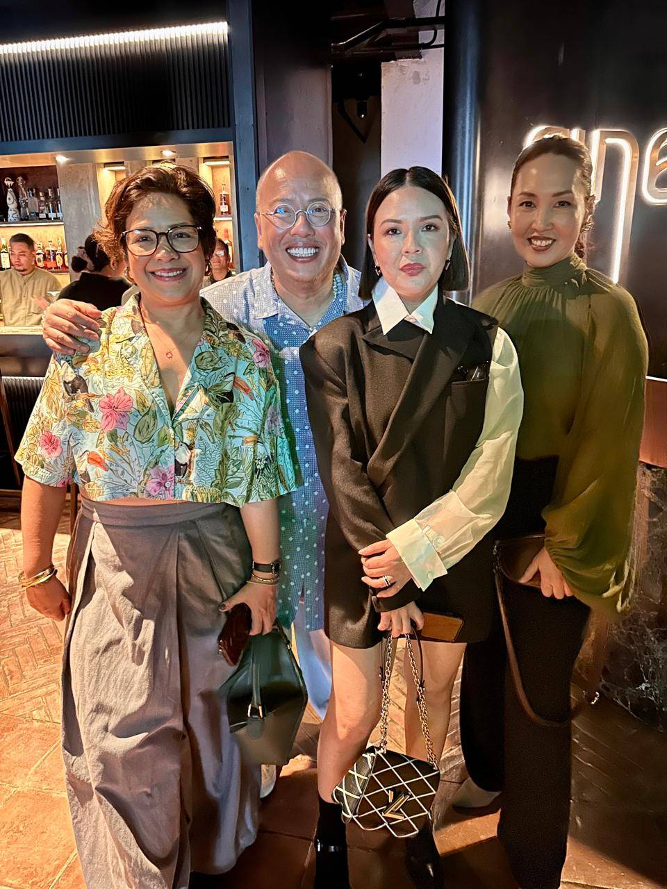 DAILY TRIBUNE’S Bebeth Timbol and Luis Espiritu, Peewee Isidro and Rosario Herrera.