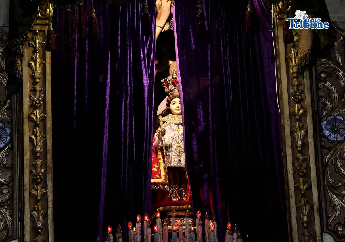 Personnel at Sto. Niño Parish Shrine in Brgy. Bago Bantay cover statues and sacred images in purple cloth, symbolizing both the sorrow of sin and the royal dignity of Christ. The veiling reflects Christ’s hiding during his Passion and prepares the faithful for the joy of Easter.