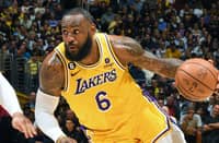 Thunder strike; LeBron posts record-breaker