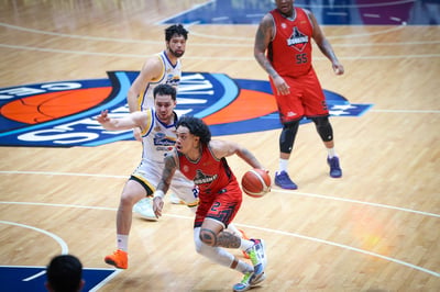 Hot Barefield helps Bossing stun Hotshots