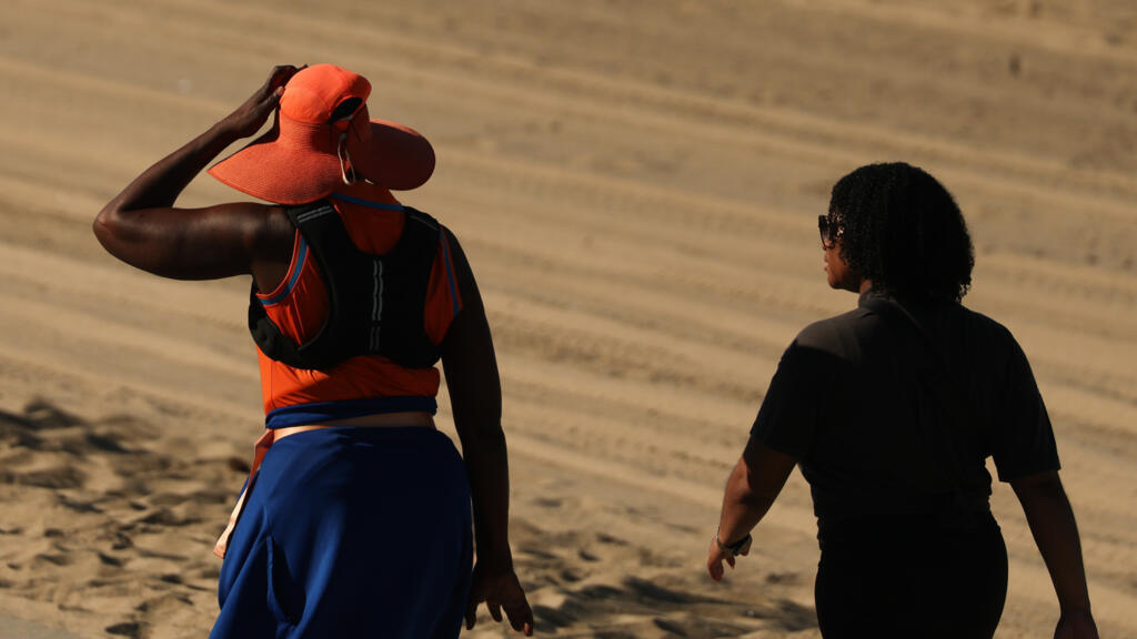 Records shattered as U.S. heatwave moves eastward
