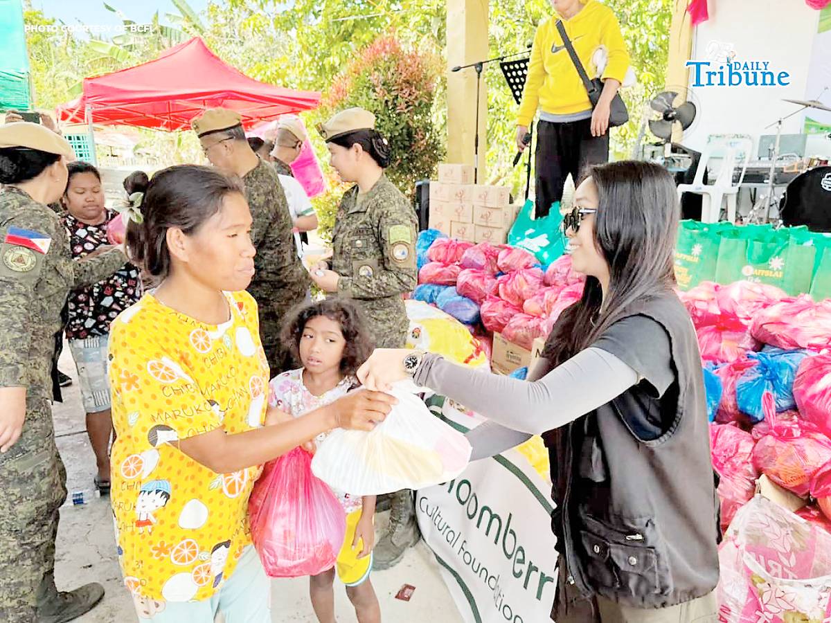 MEALS for Dumagat Some 1,200 Dumagat people from Montalban, Rizal received ready-to-eat meals from Bloomberry Cultural Foundation Inc., the corporate social responsibility arm of Solaire Resort and Casino, during an outreach activity of the Philippine Army in Barangay Macabud last 14 March. Army and BCFI volunteers distributed the food while doctors from the National Commission on Indigenous Peoples-CALABARZON, the Philippine Statistics Authority-Region IV-A, and the Army General Hospital provided medical and dental services, haircut and supplemental feeding to the indigenous residents.